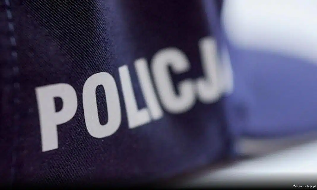 Policjanci pierwszy front w walce z pożarem w Polkowicach